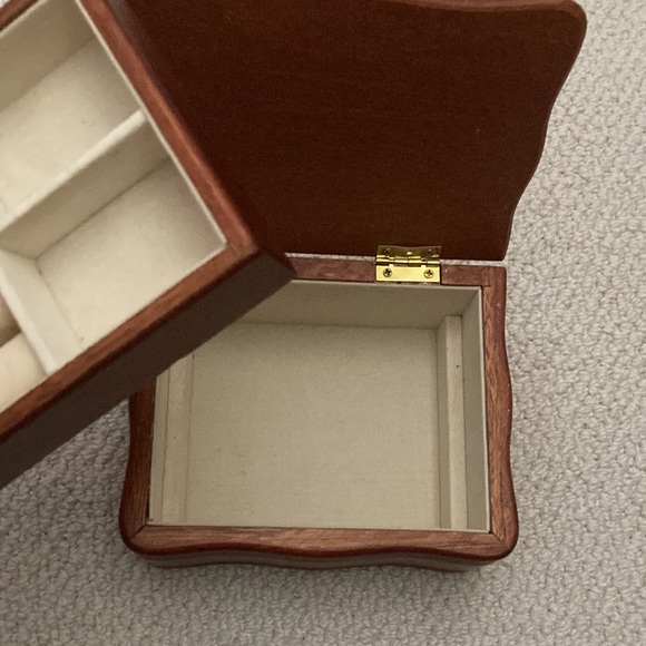 Wooden jewelry box - Picture 5 of 5